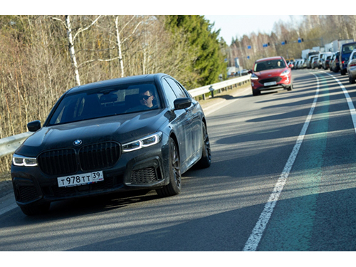 Baigiantis perregistravimo terminui šalyje gali būti apie pusšimtis rusiškų automobilių