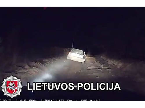Stop kadras iš policijos filmuotos medžiagos